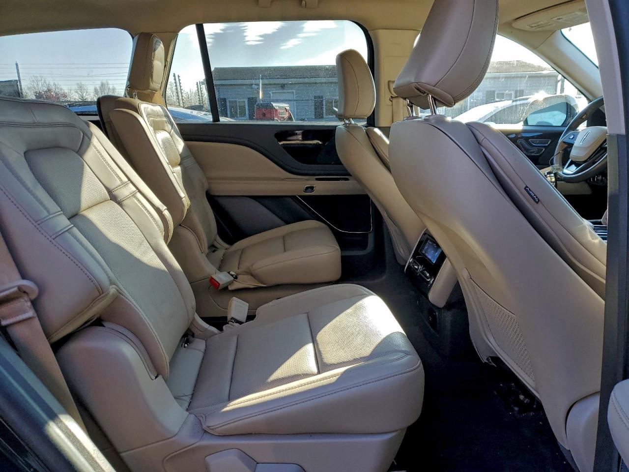2023 LINCOLN AVIATOR GRAND TOURING photo 11