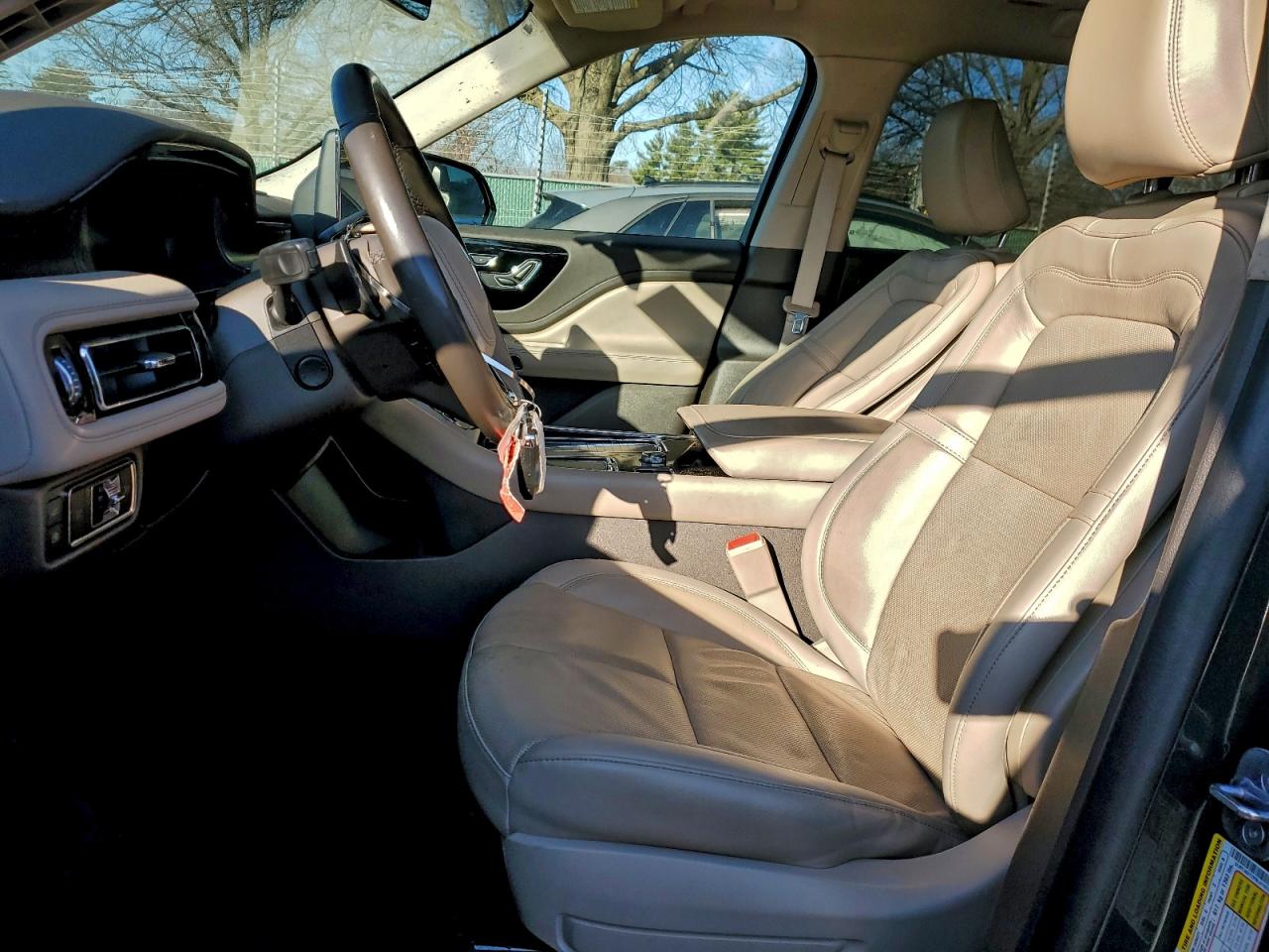 2023 LINCOLN AVIATOR GRAND TOURING photo 7