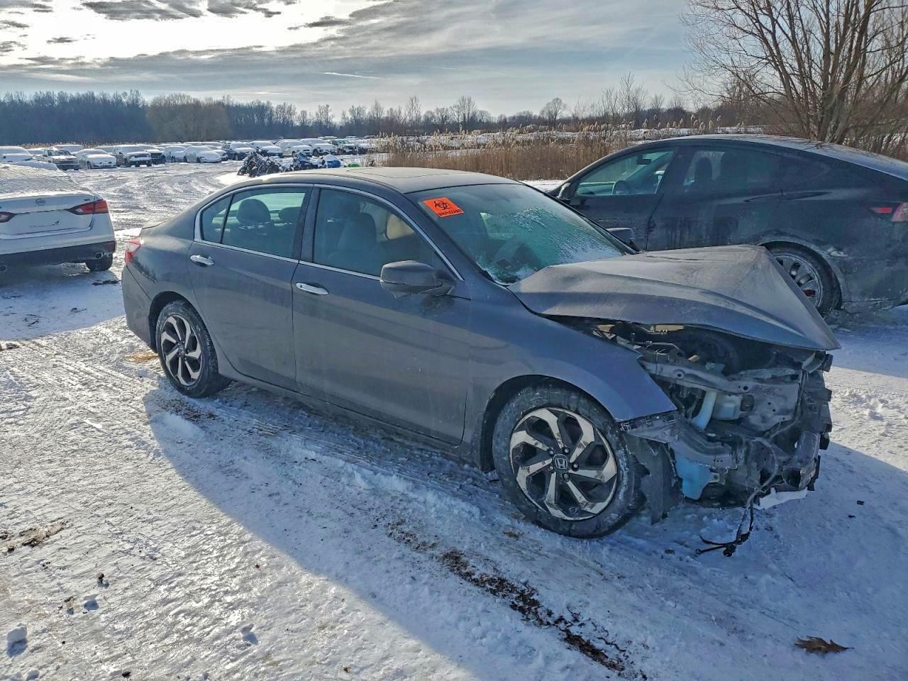 2016 HONDA ACCORD EXL photo 4