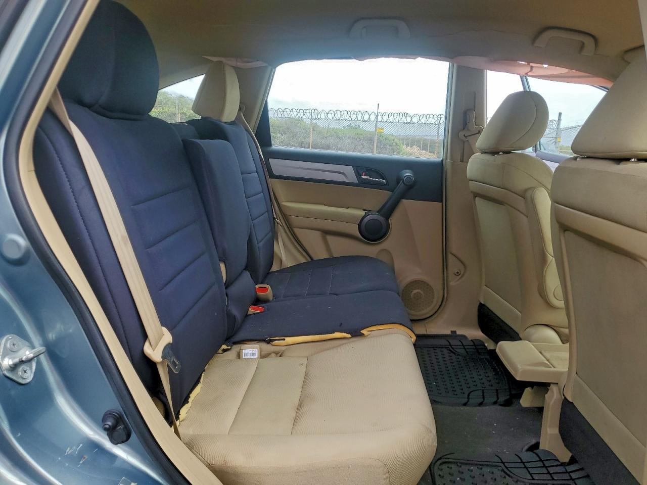 2011 HONDA CR-V LX photo 11