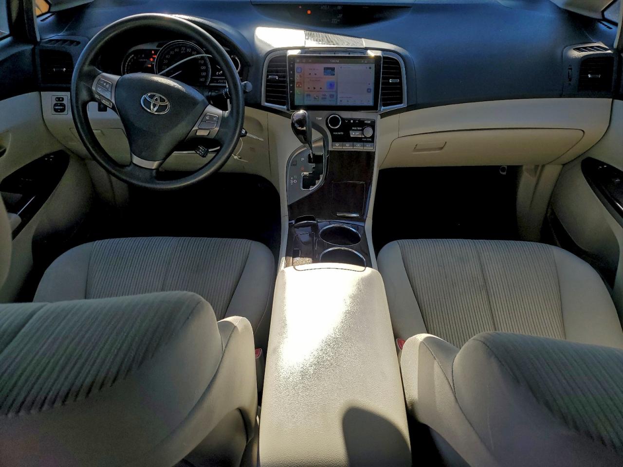 2011 TOYOTA VENZA photo 8