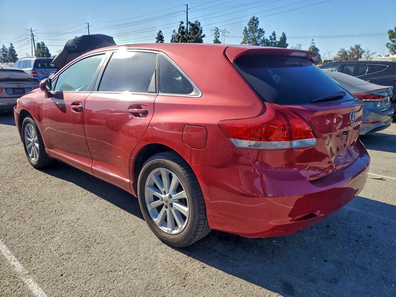 2011 TOYOTA VENZA photo 2