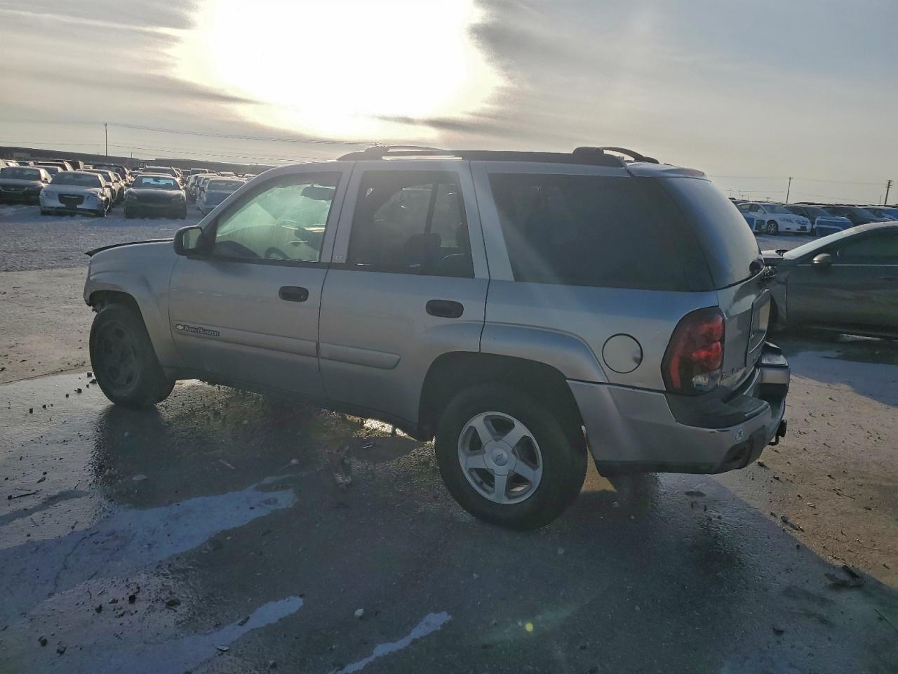 2003 CHEVROLET TRAILBLAZER photo 2