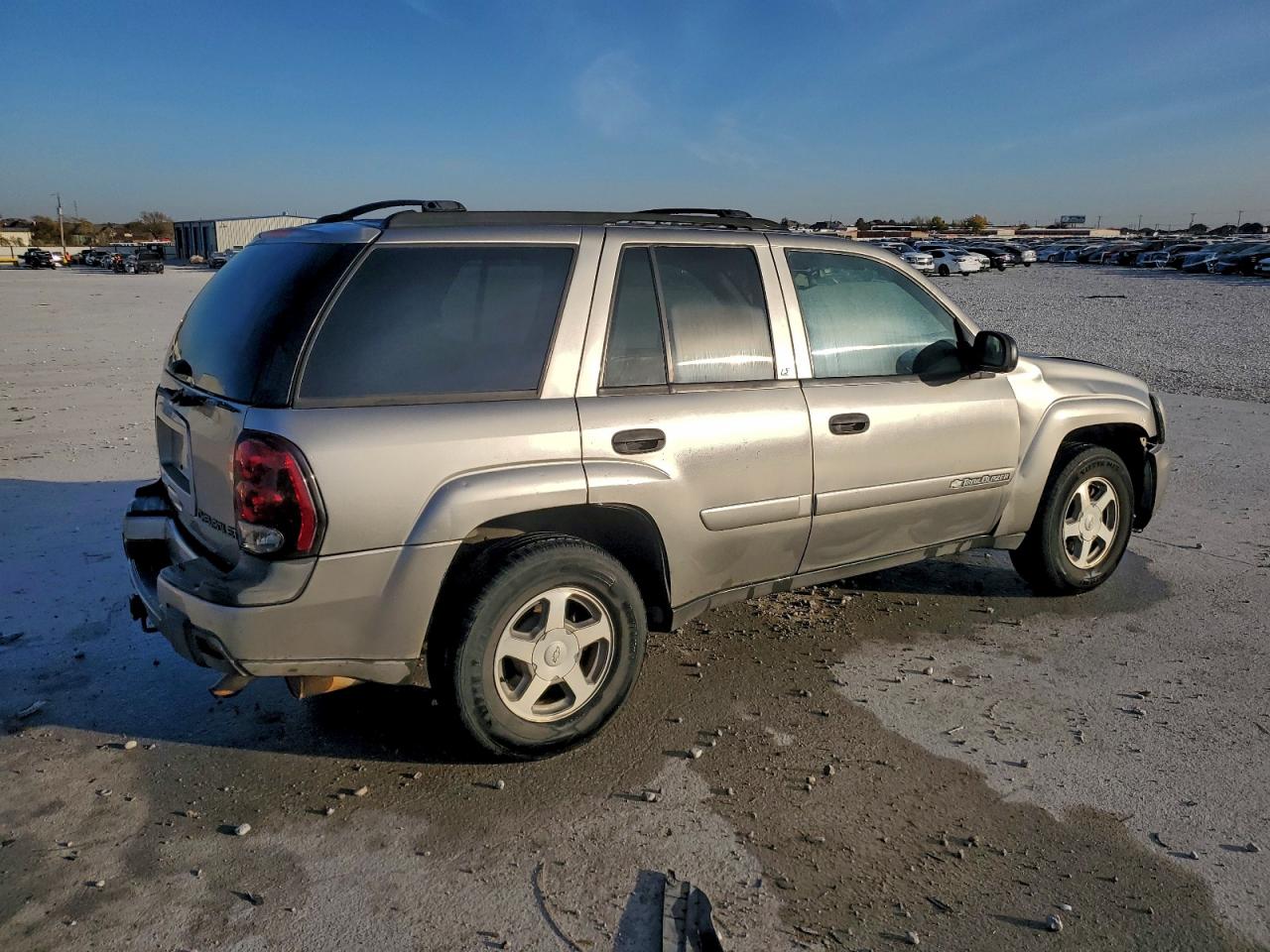 2003 CHEVROLET TRAILBLAZER photo 3