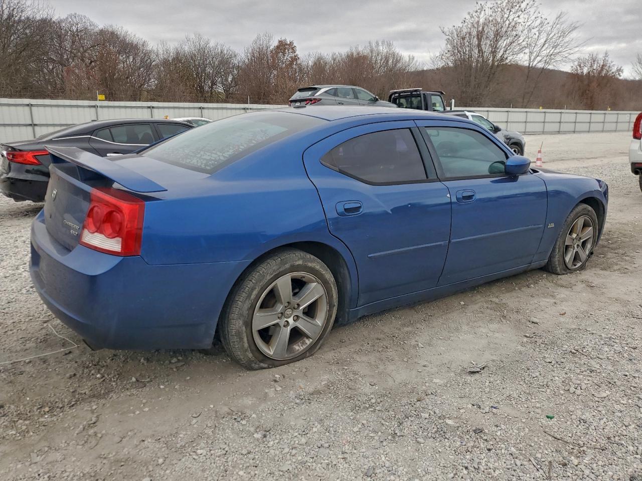 2010 DODGE CHARGER SXT photo 3