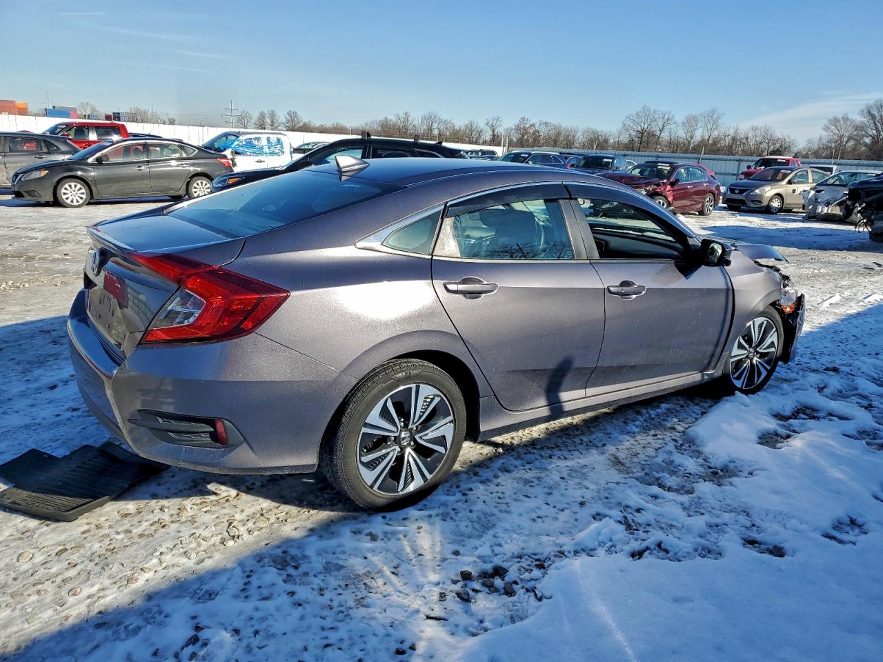2017 HONDA CIVIC EX photo 3