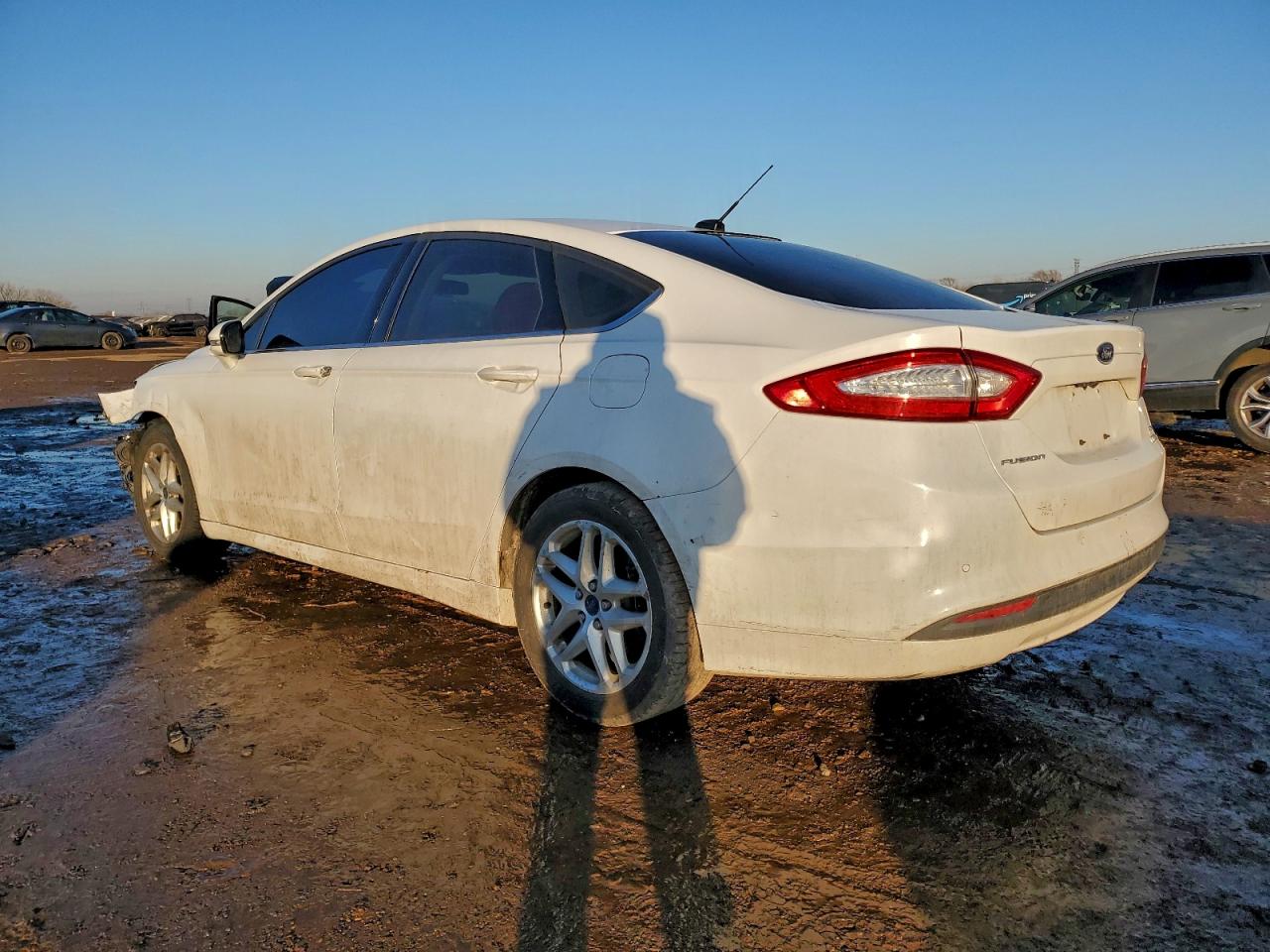 2016 FORD FUSION SE photo 2