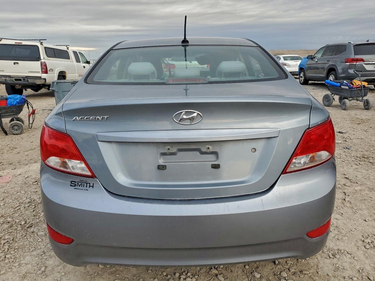 2017 HYUNDAI ACCENT SE photo 6