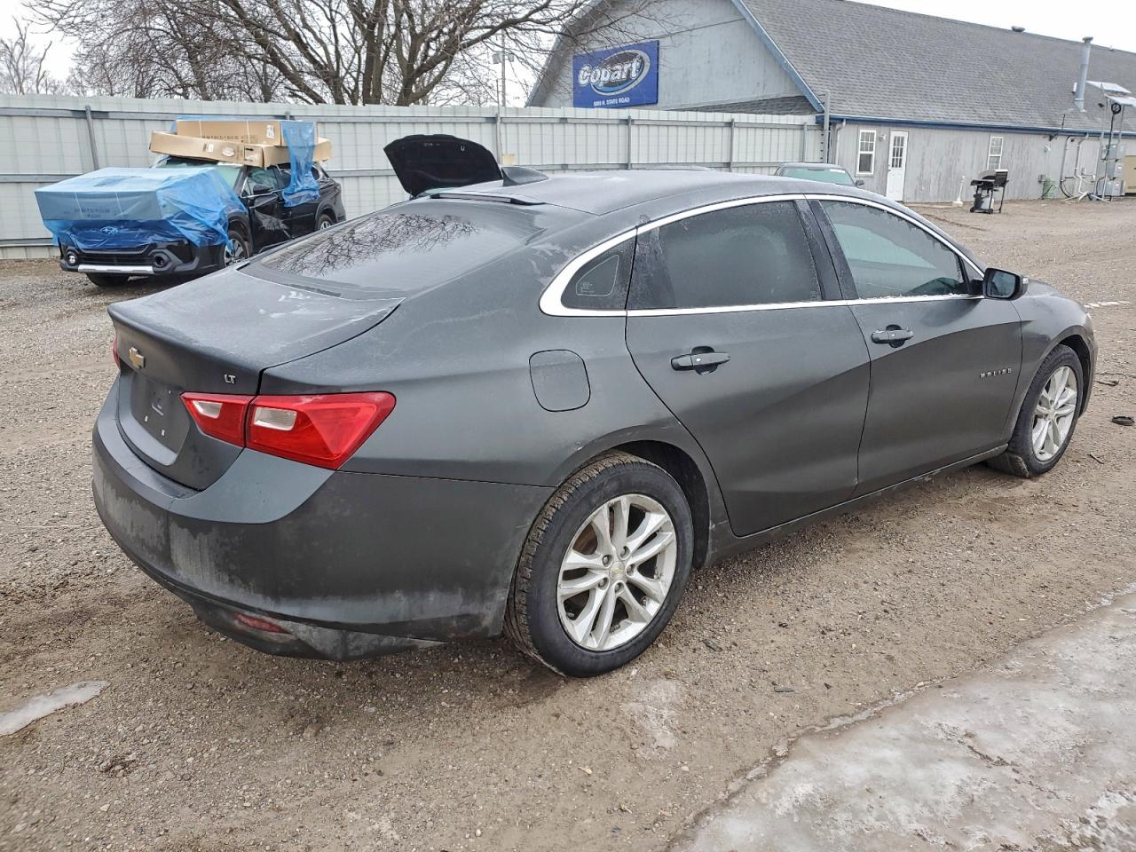2016 CHEVROLET MALIBU LT photo 3