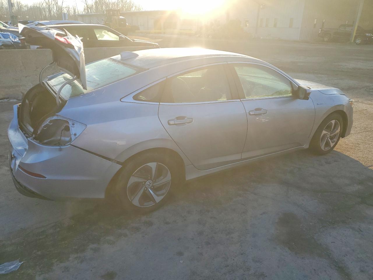 2019 HONDA INSIGHT EX photo 3