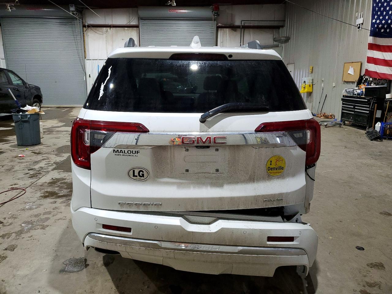 2023 GMC ACADIA DENALI photo 6