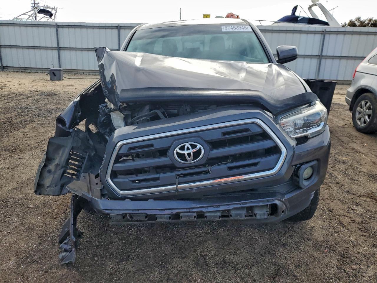 2017 TOYOTA TACOMA DOUBLE CAB photo 5