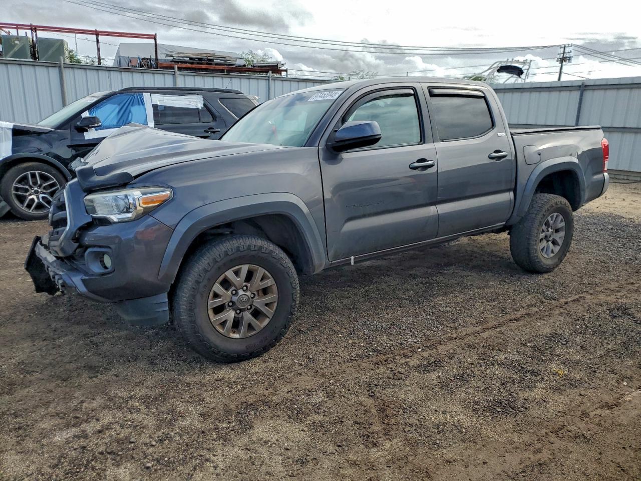 2017 TOYOTA TACOMA
