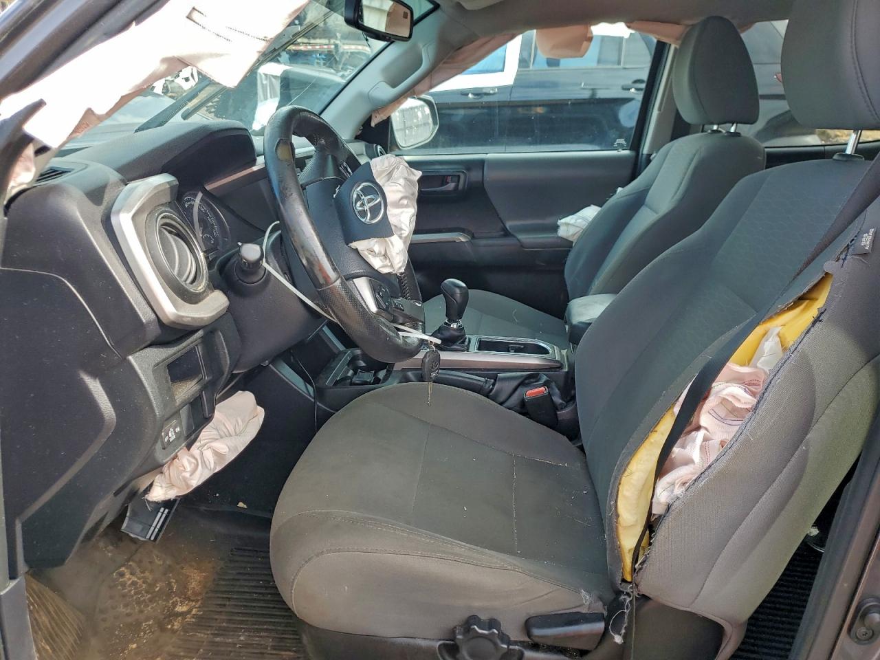 2017 TOYOTA TACOMA DOUBLE CAB photo 7