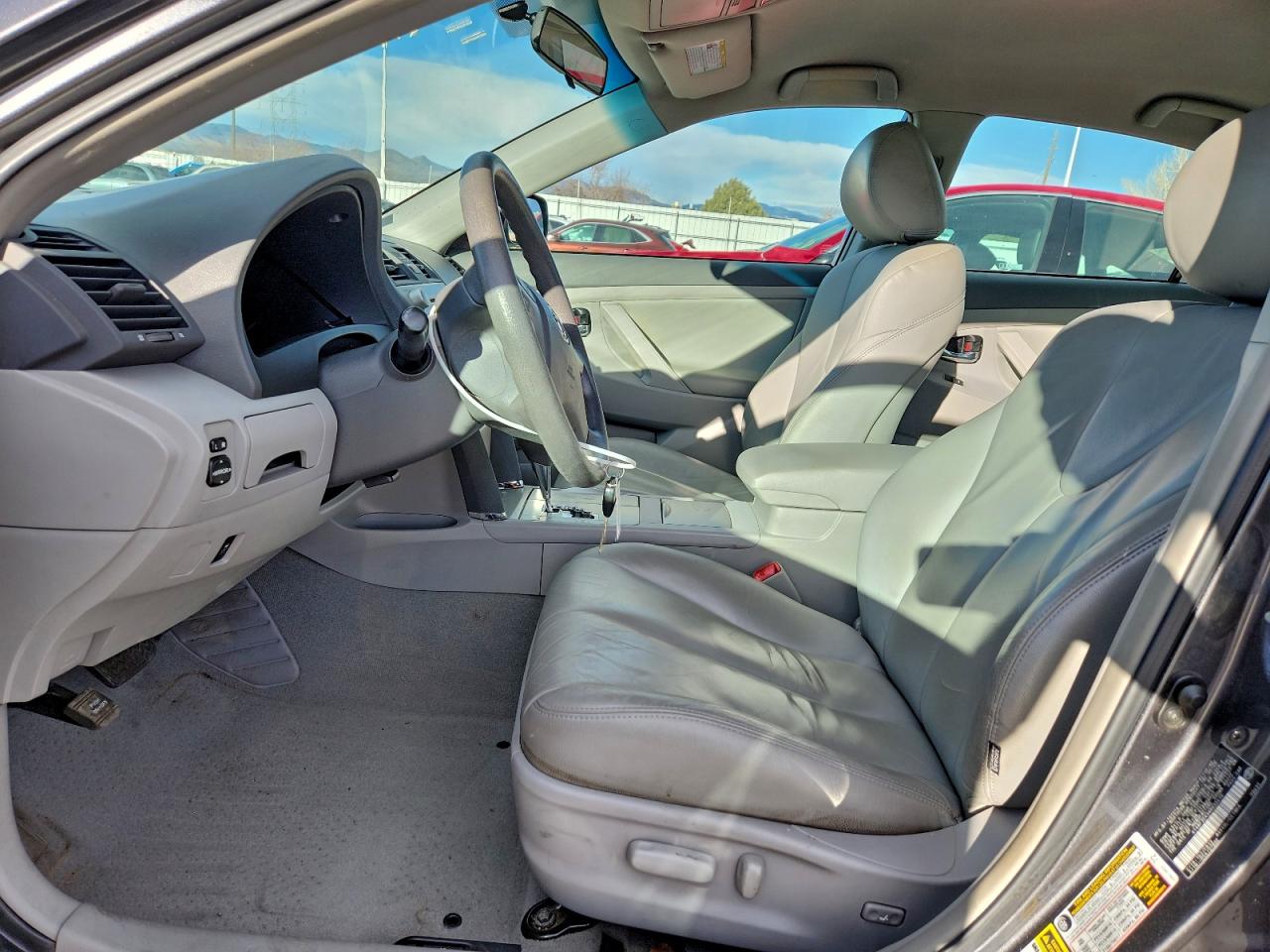 2010 TOYOTA CAMRY BASE photo 7