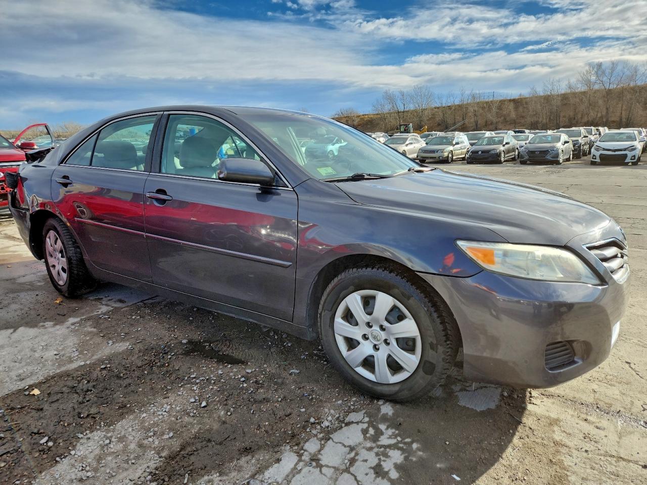 2010 TOYOTA CAMRY BASE photo 4