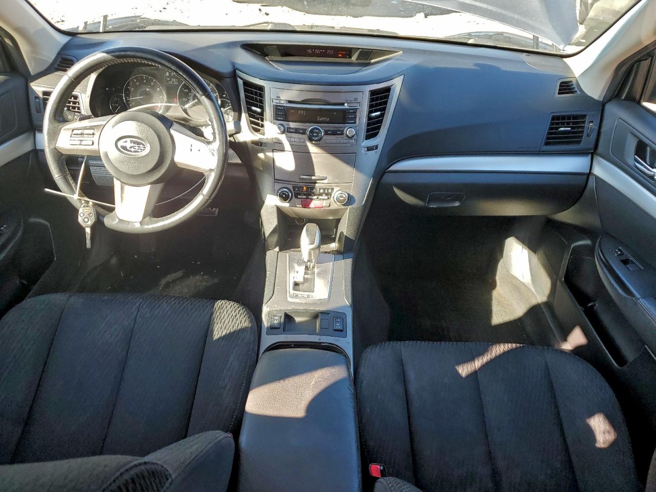 2010 SUBARU OUTBACK 2.5I PREMIUM photo 8