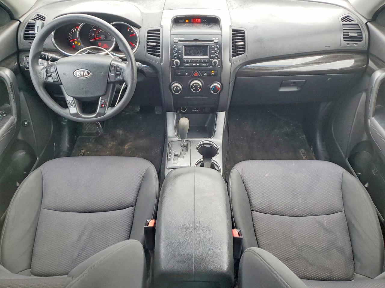 2011 KIA SORENTO BASE photo 8