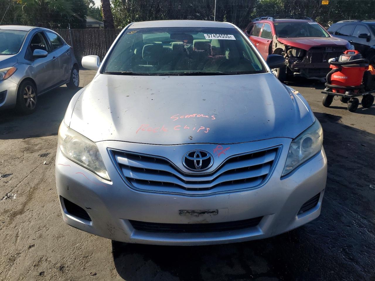 2010 TOYOTA CAMRY BASE photo 5