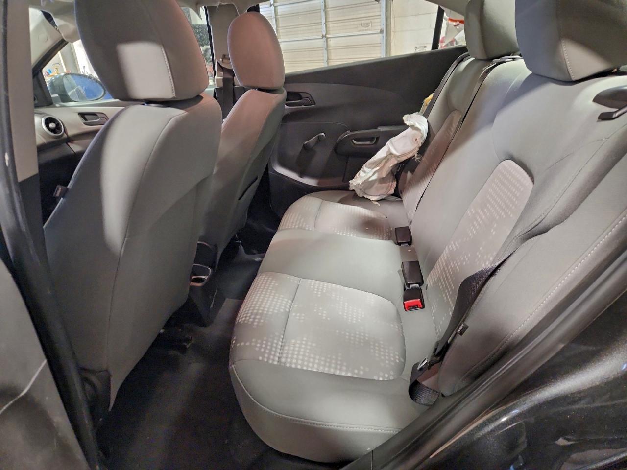 2017 CHEVROLET SONIC LS photo 10