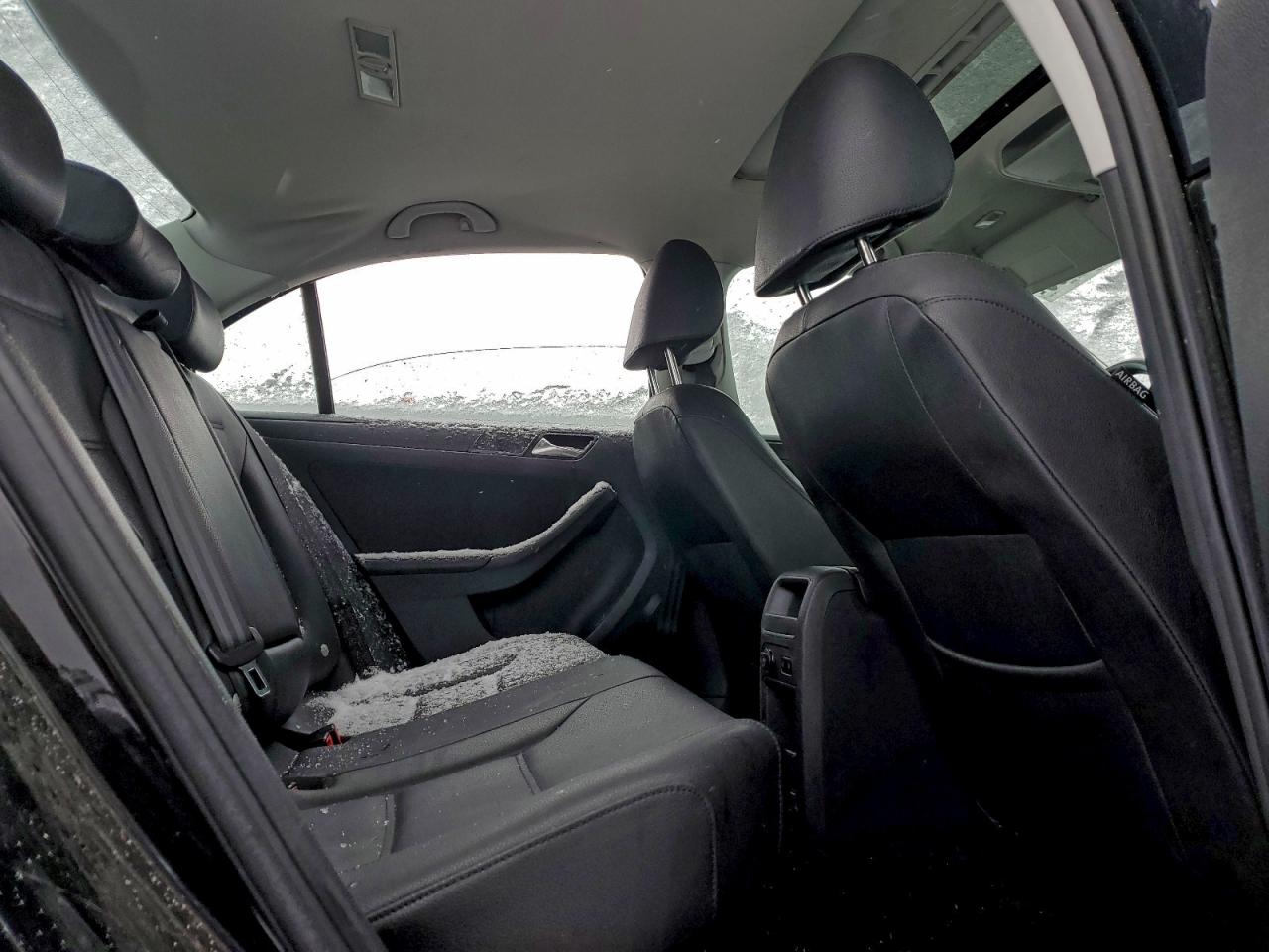 2012 VOLKSWAGEN JETTA SE photo 10