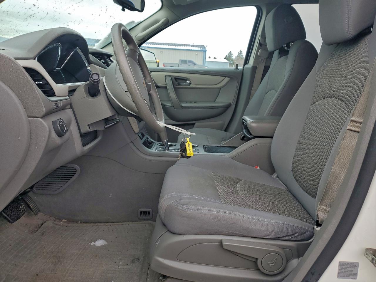 2014 CHEVROLET TRAVERSE LS photo 19