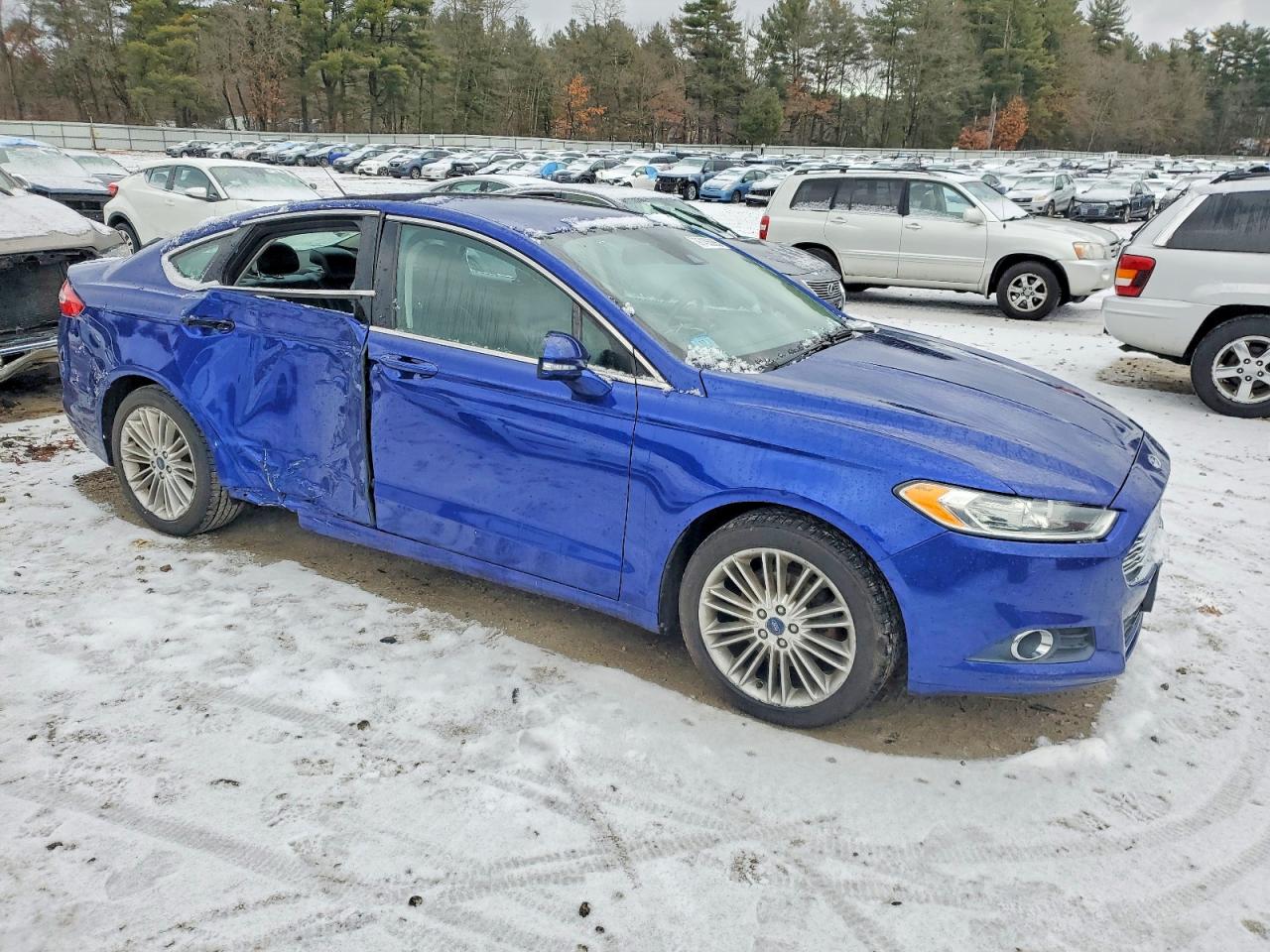 2014 FORD FUSION SE photo 4