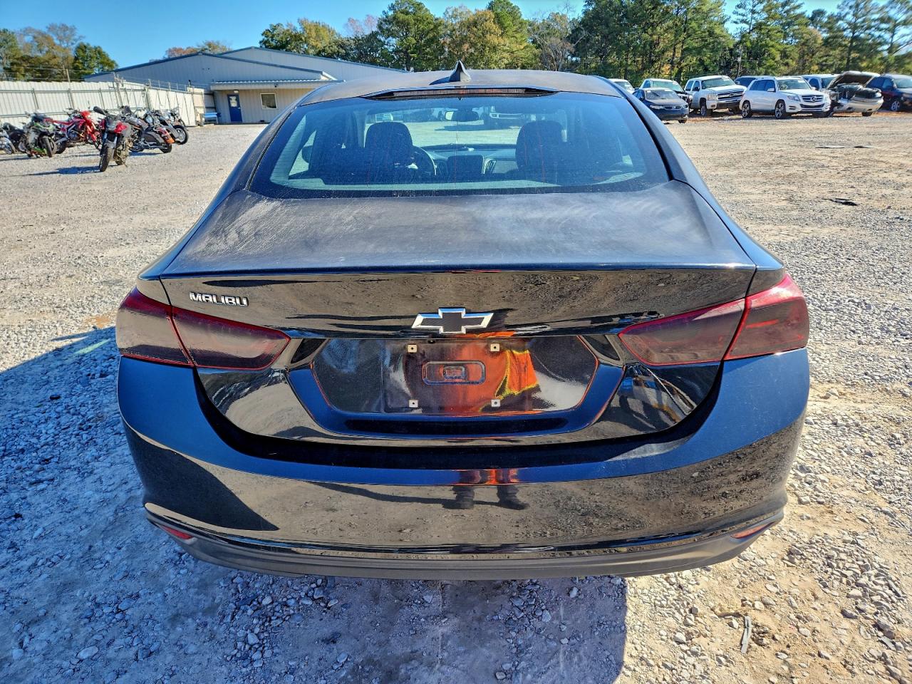 2017 CHEVROLET MALIBU LS photo 6