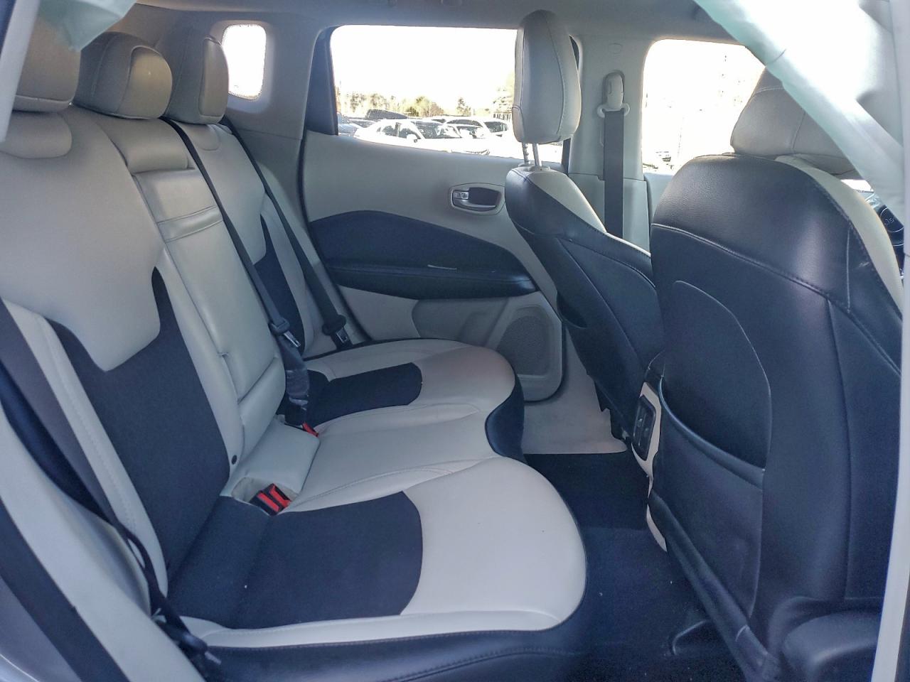 2019 JEEP COMPASS LATITUDE photo 7