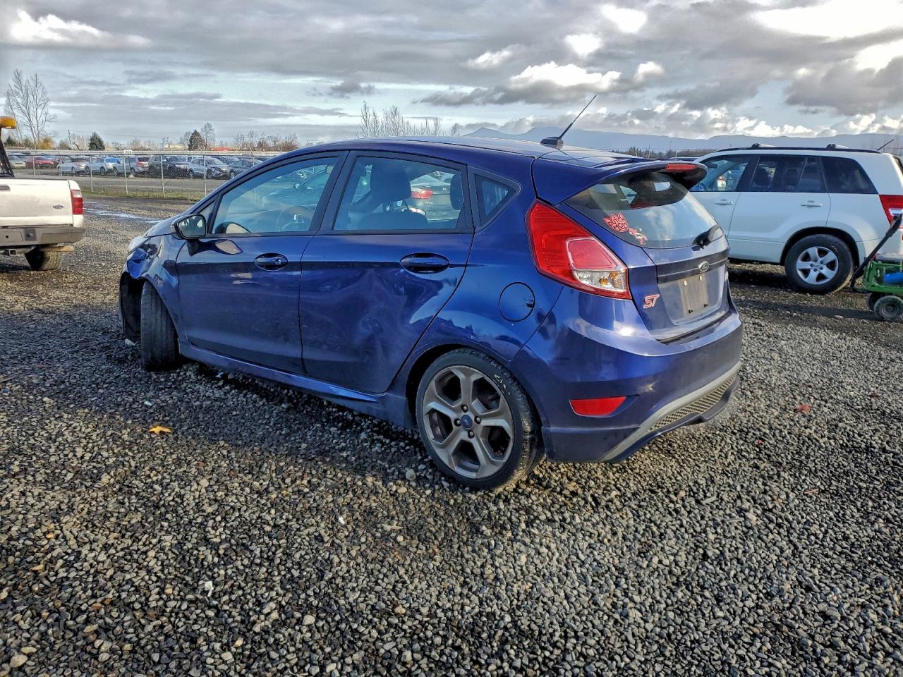2016 FORD FIESTA ST photo 2