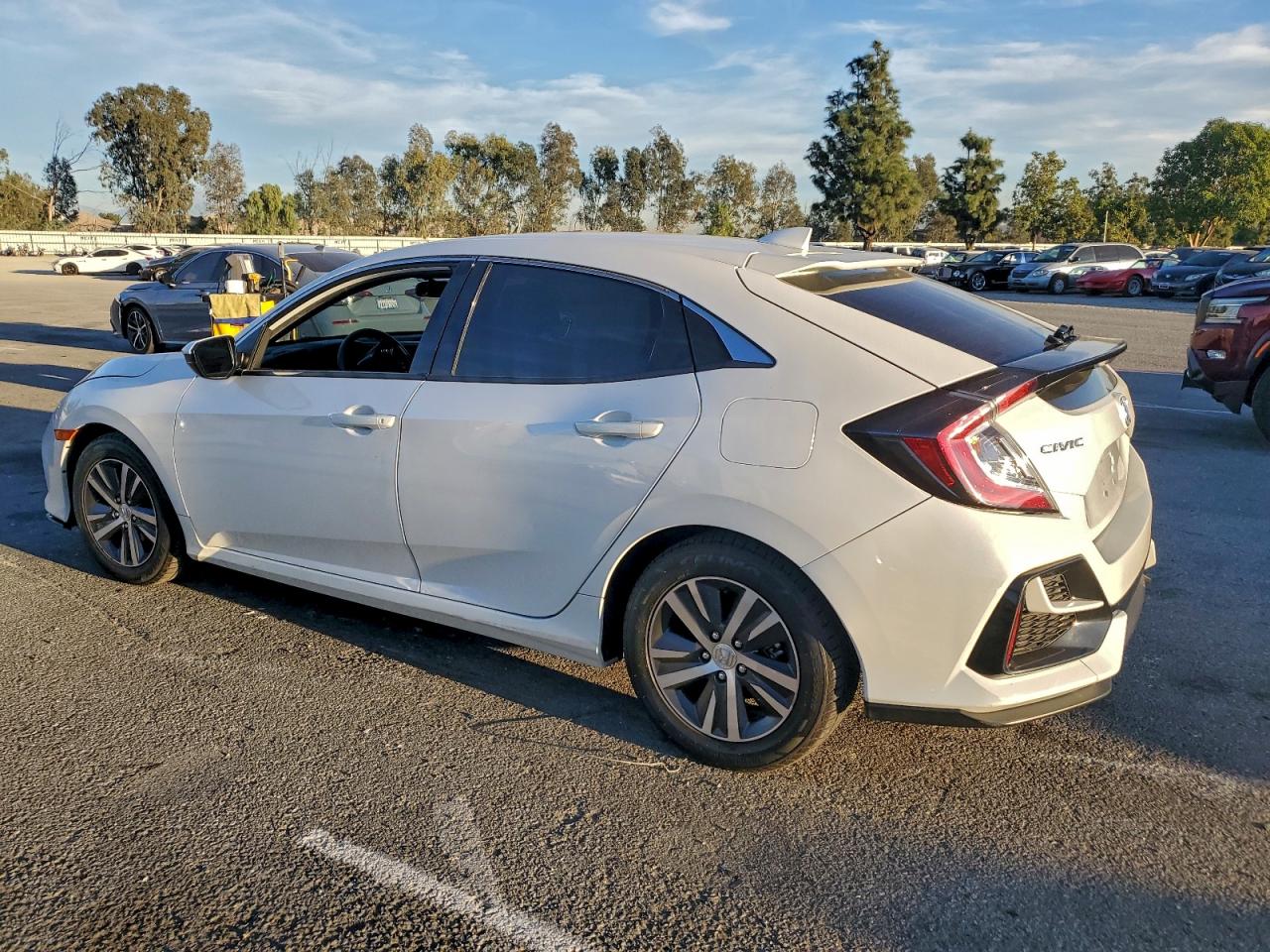 2020 HONDA CIVIC LX photo 2