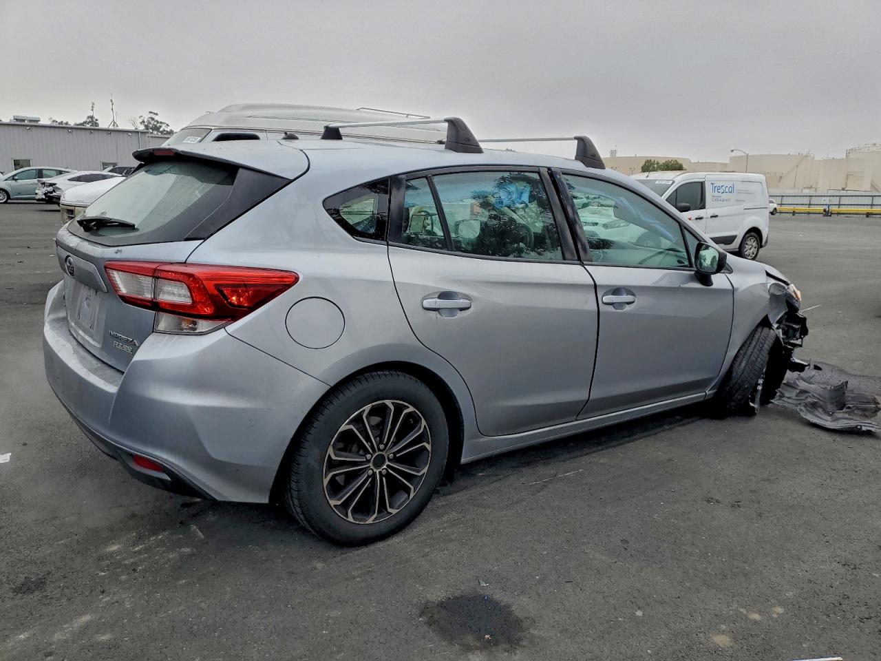 2017 SUBARU IMPREZA photo 3