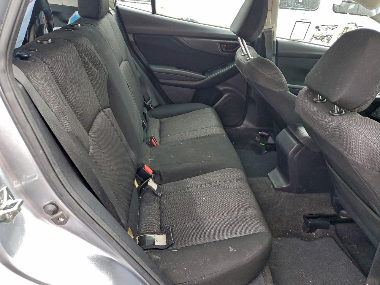 2017 SUBARU IMPREZA photo 10