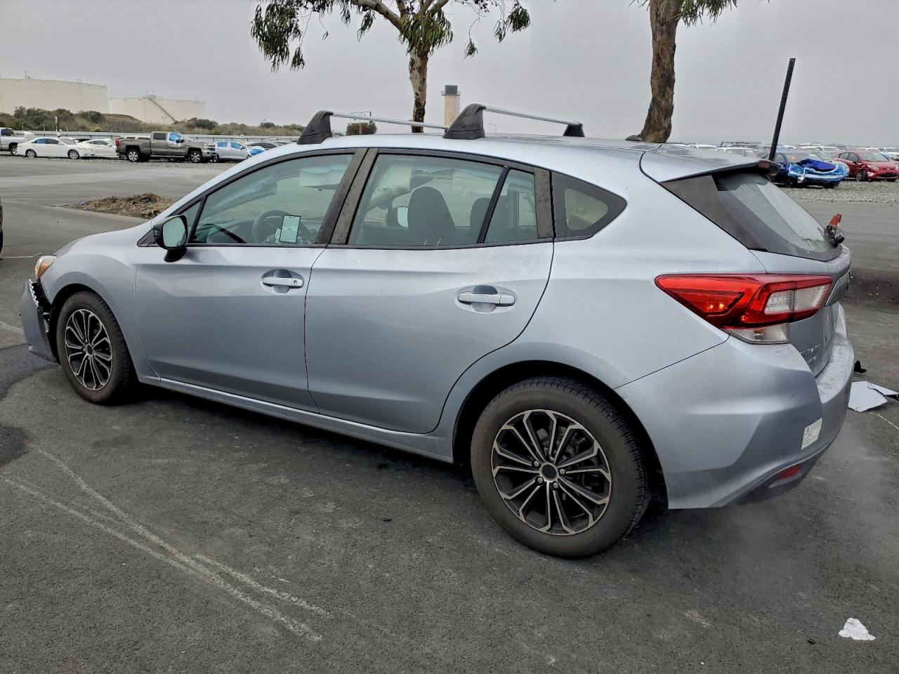 2017 SUBARU IMPREZA photo 2