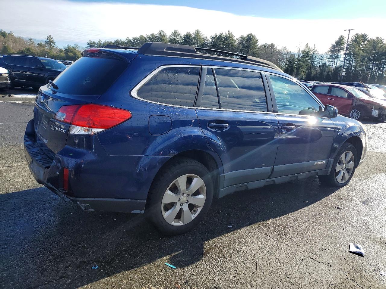 2010 SUBARU OUTBACK 2.5I PREMIUM photo 3