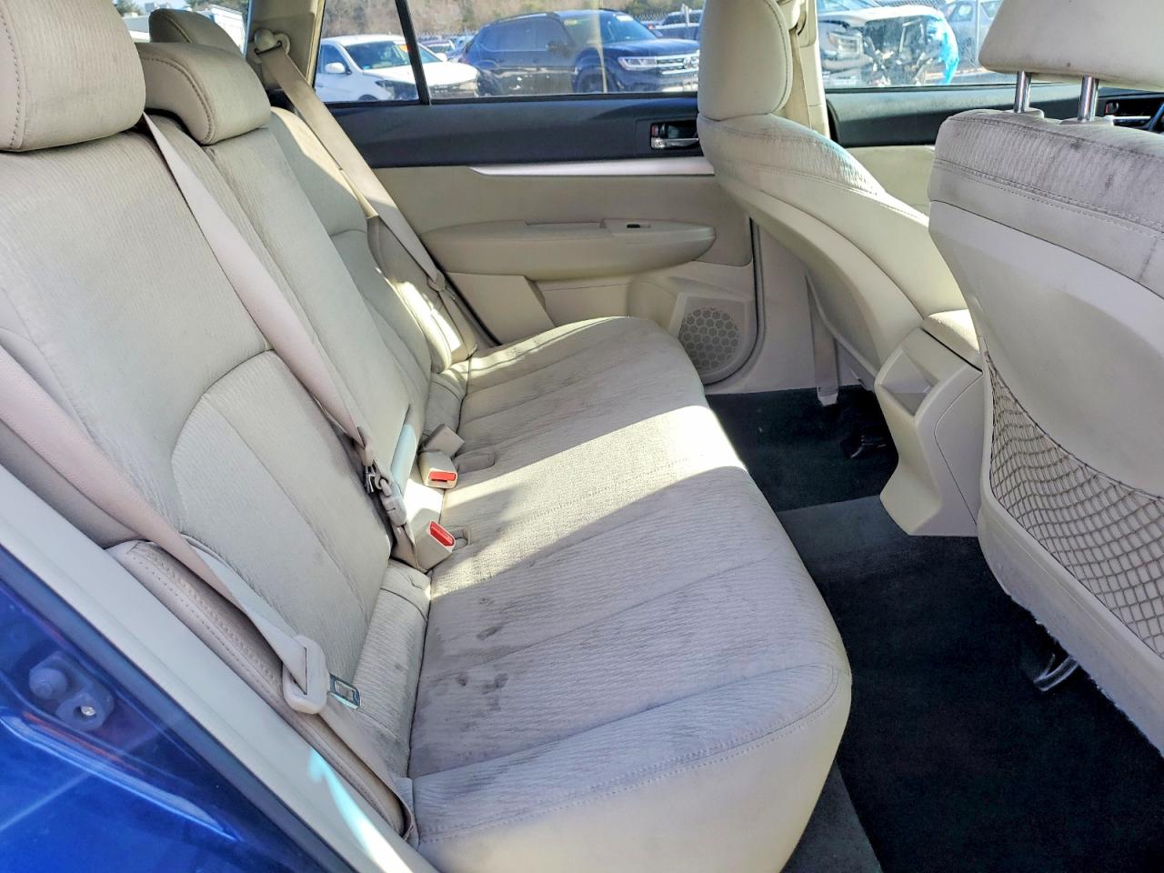 2010 SUBARU OUTBACK 2.5I PREMIUM photo 11