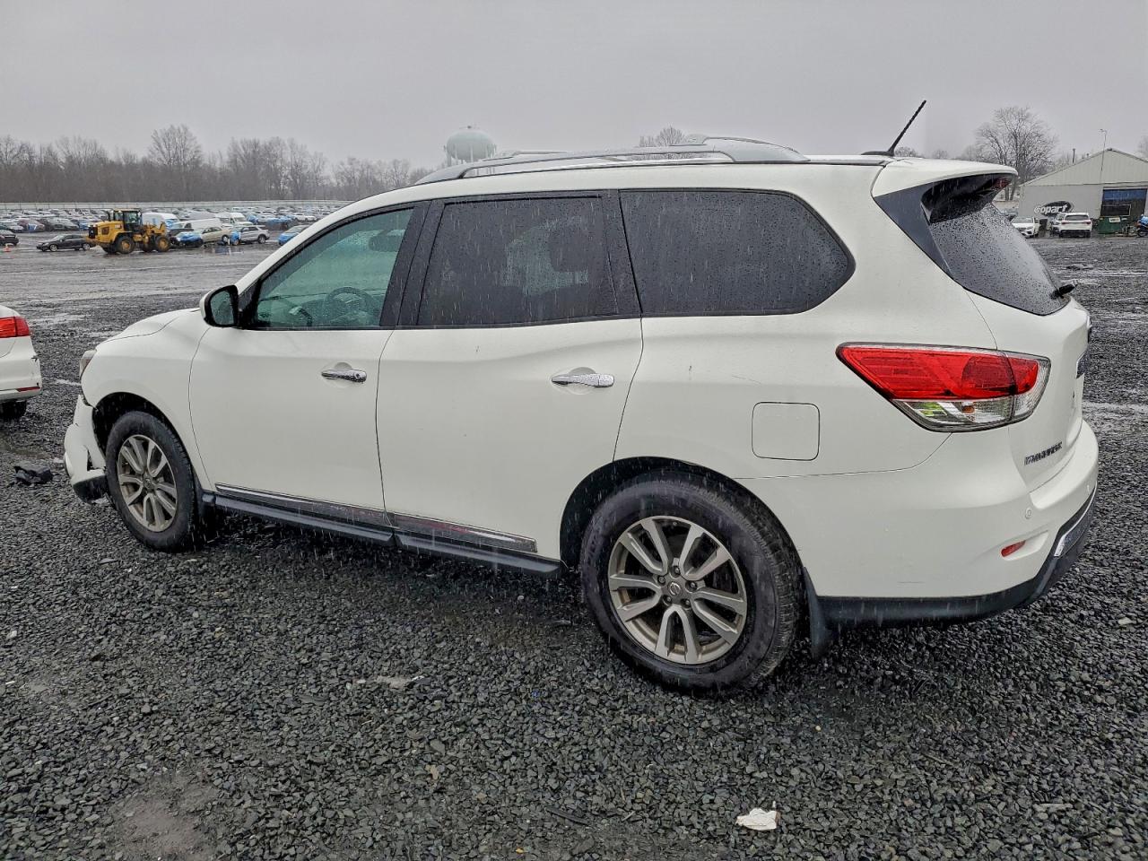 2013 NISSAN PATHFINDER S photo 2