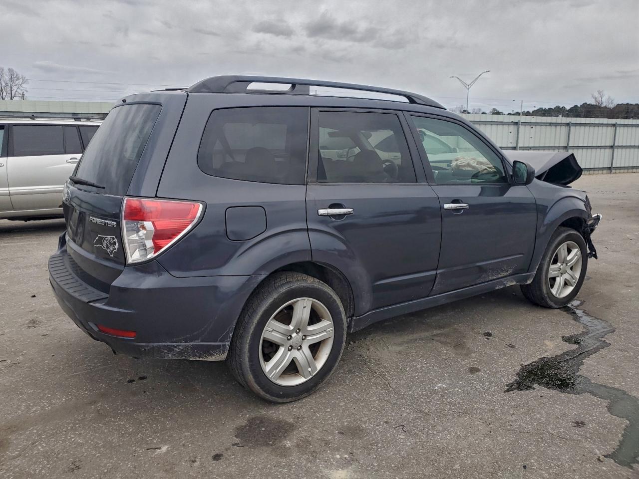 2010 SUBARU FORESTER 2.5X PREMIUM photo 3