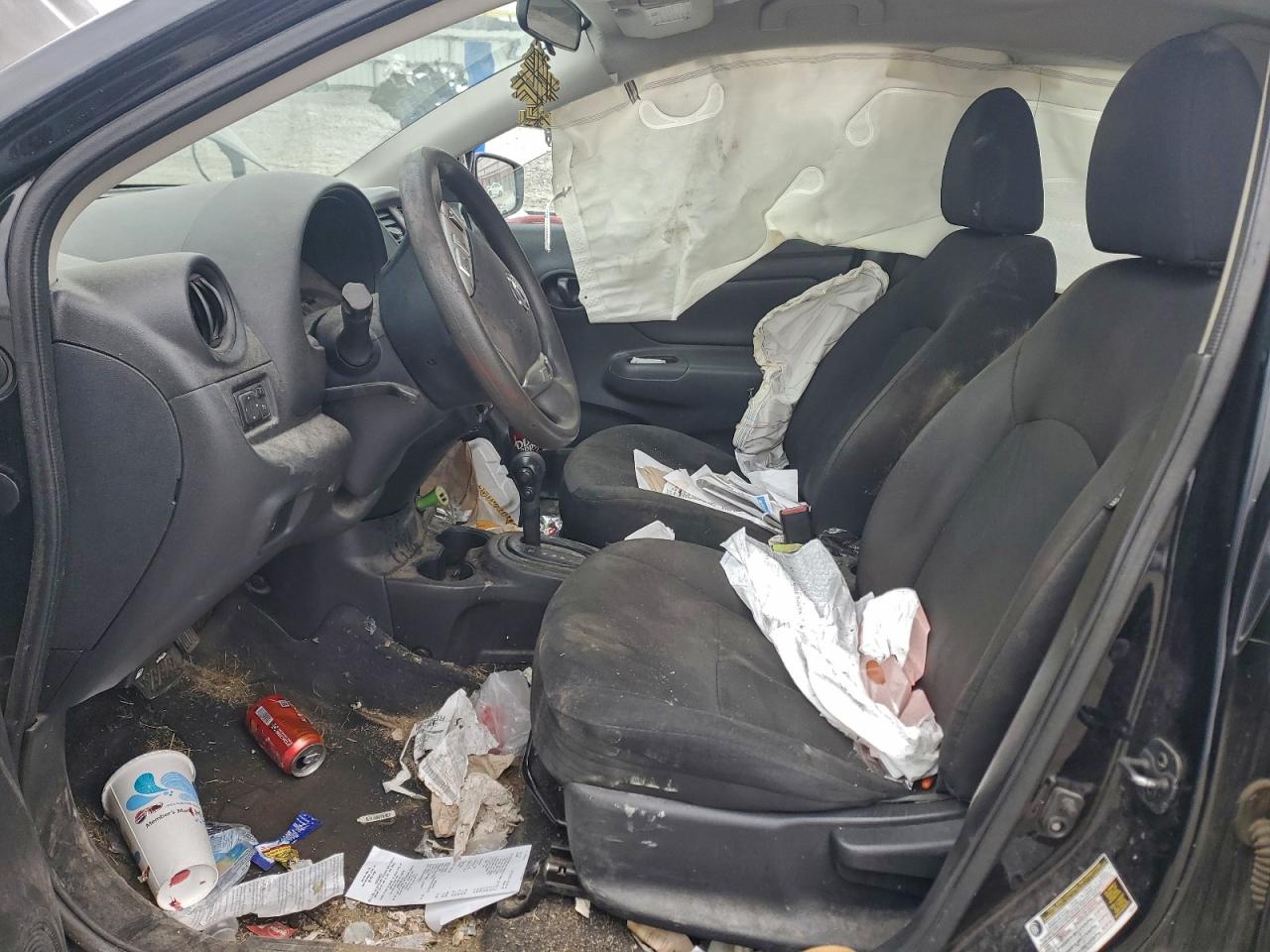 2018 NISSAN VERSA S photo 7