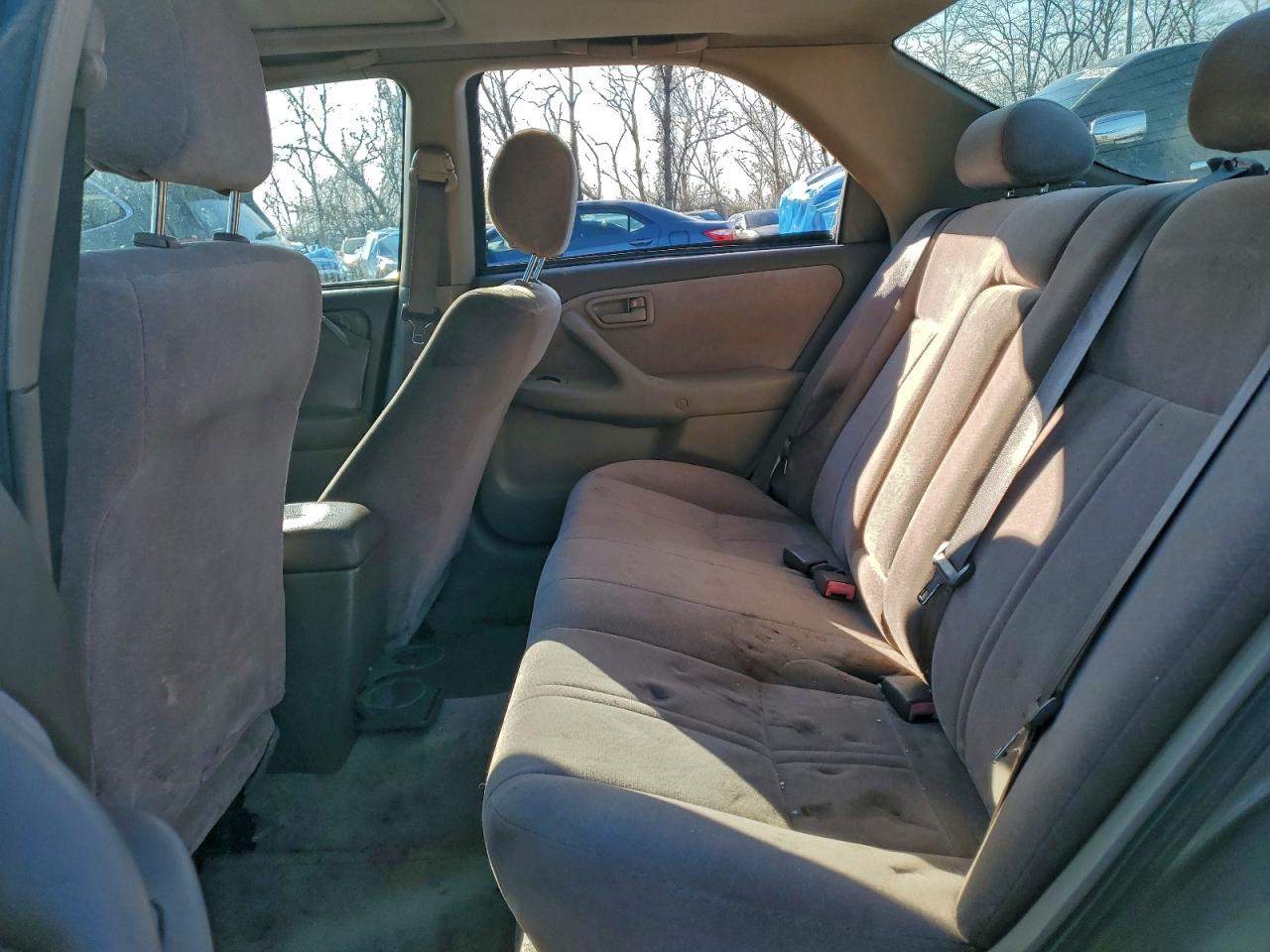 1999 TOYOTA CAMRY LE photo 10