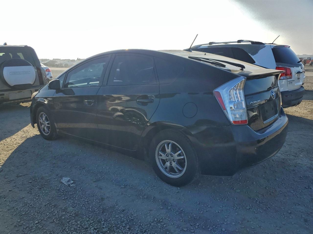 2013 TOYOTA PRIUS photo 2