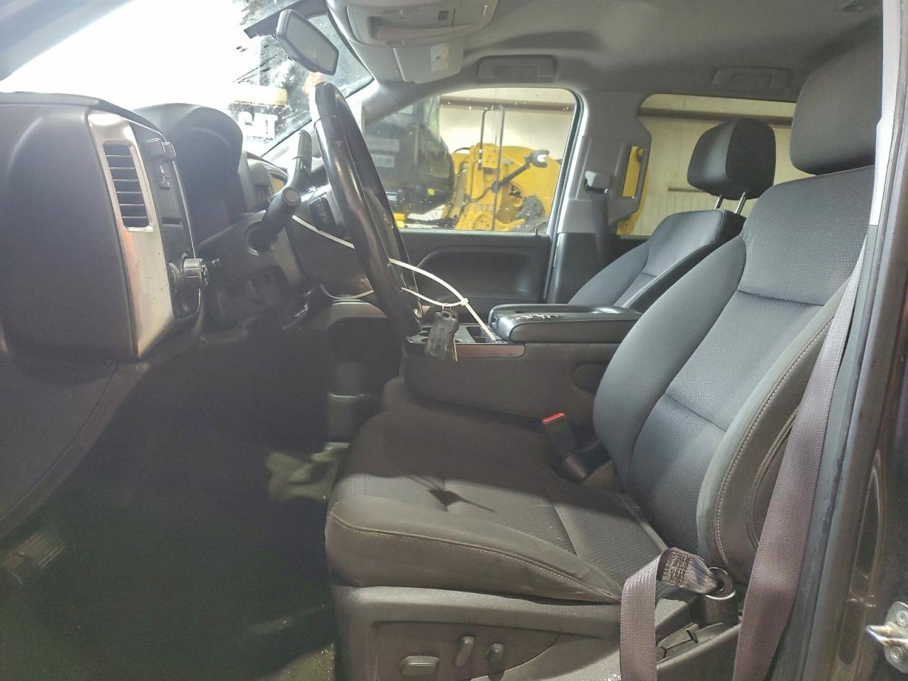 2016 CHEVROLET SILVERADO C1500 LT photo 7