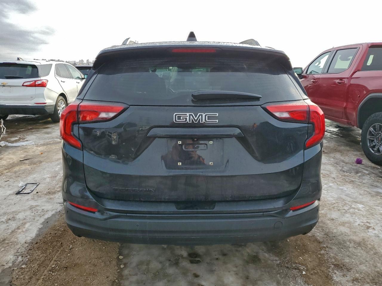 2020 GMC TERRAIN SLT photo 6