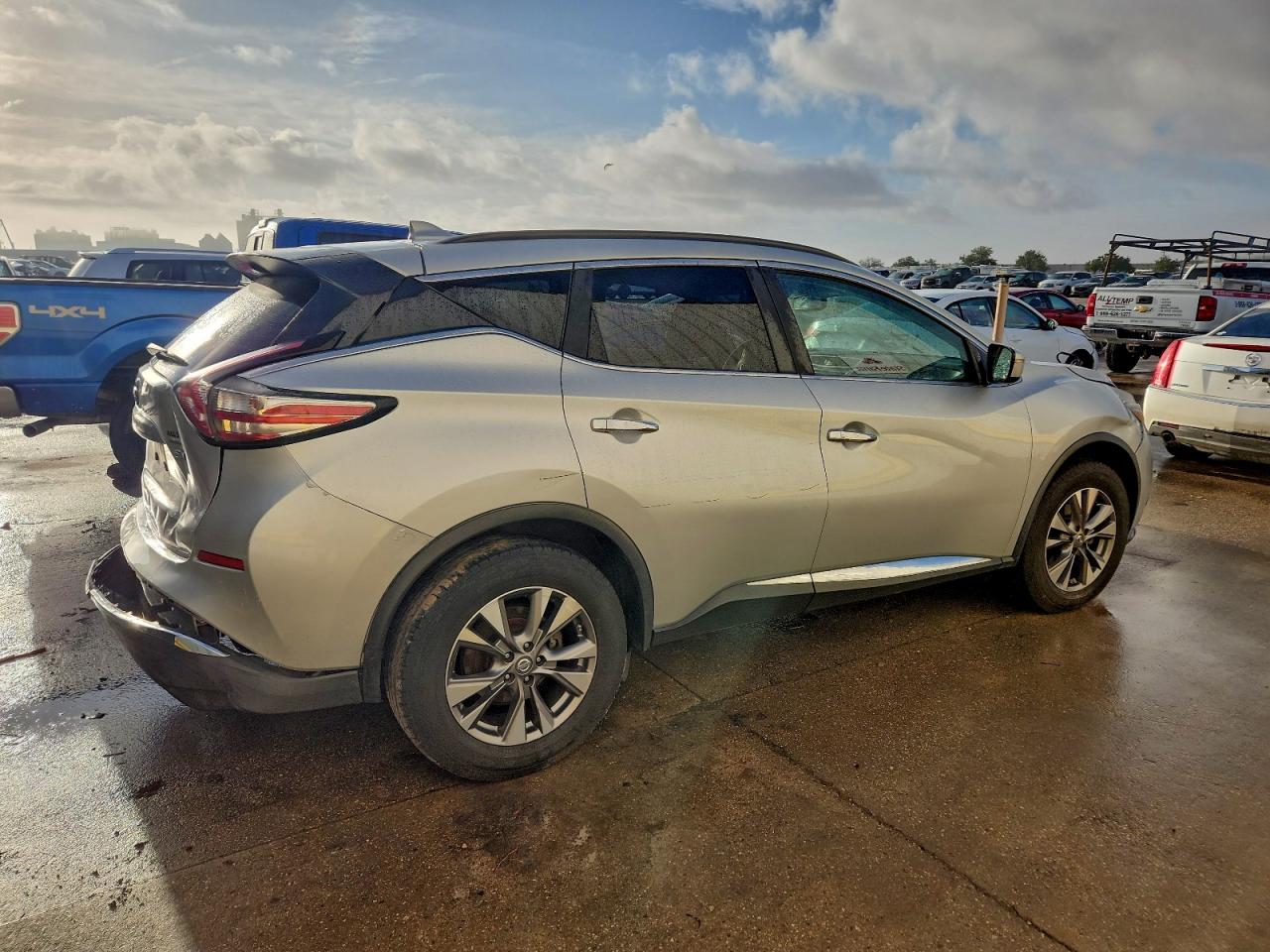 2018 NISSAN MURANO S photo 3