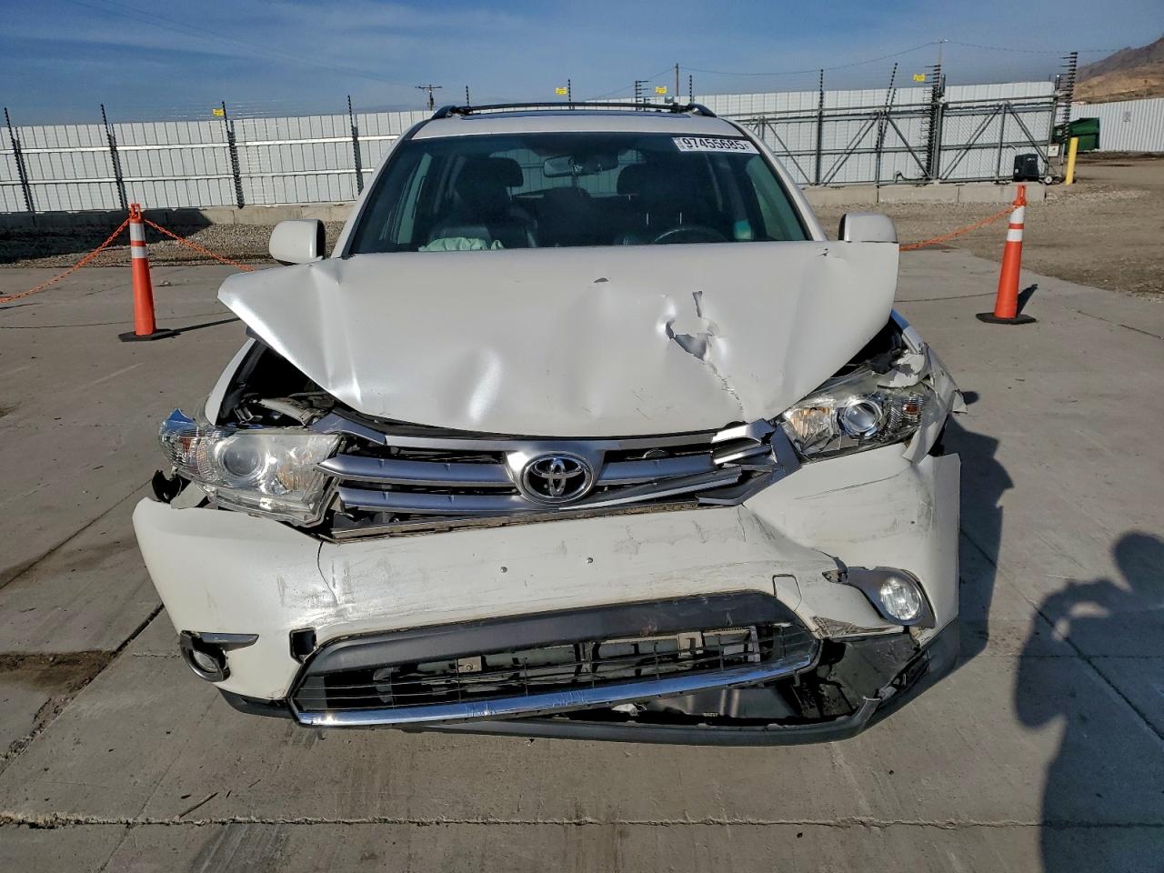 2011 TOYOTA HIGHLANDER BASE photo 5