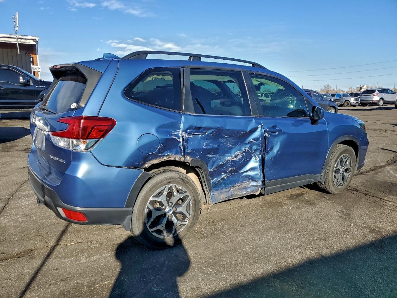 2019 SUBARU FORESTER PREMIUM photo 3