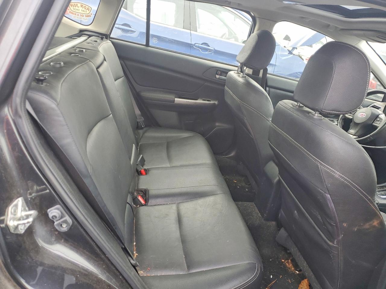 2015 SUBARU IMPREZA photo 10