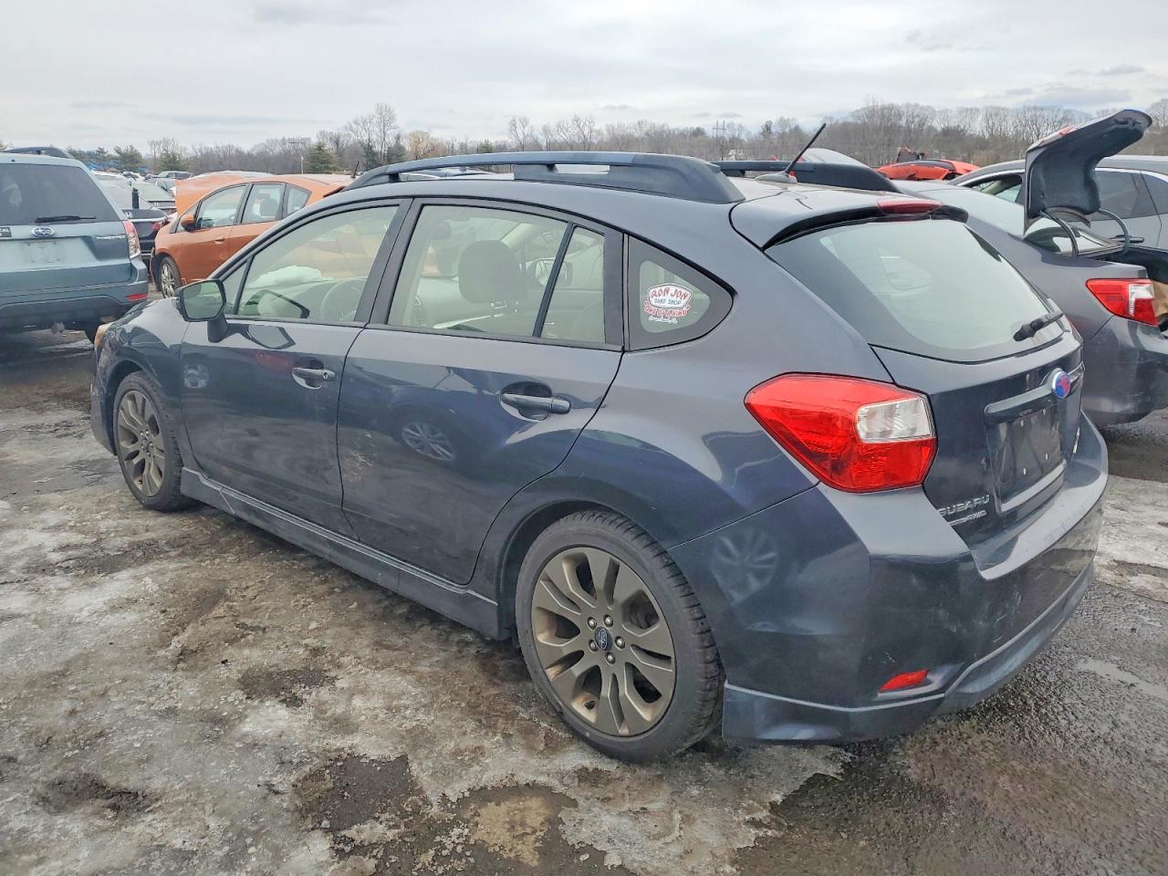 2015 SUBARU IMPREZA photo 2