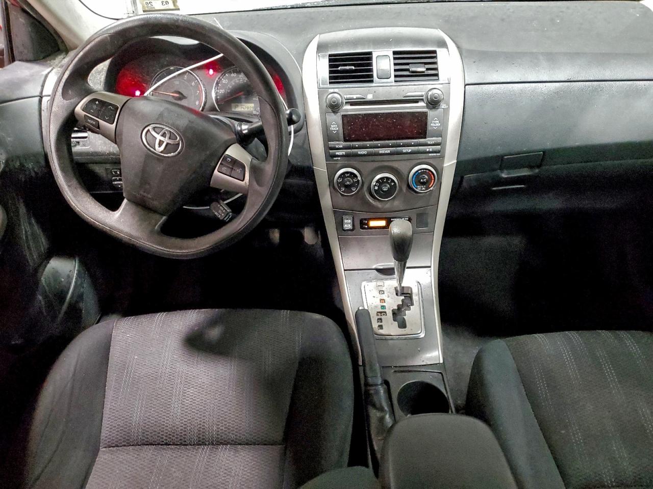 2011 TOYOTA COROLLA BASE photo 8