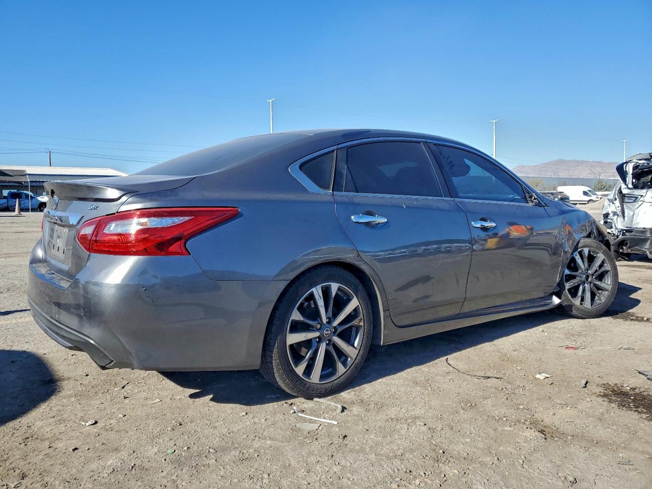 2016 NISSAN ALTIMA 2.5 photo 5